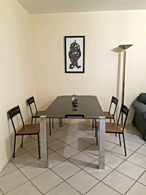 Apartamento Cozy Place Close To Paris Vitry-sur-Seine Exterior foto